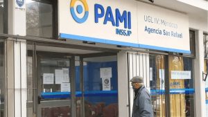 Un fallo judicial obliga al PAMI a restituir medicamentos gratuitos: qué pasa ahora en Mendoza y qué podría pasar en todo el país